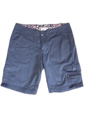 Lee Women’s Size 8 Blue Gray Cargo Shorts with Floral Waistband Trim